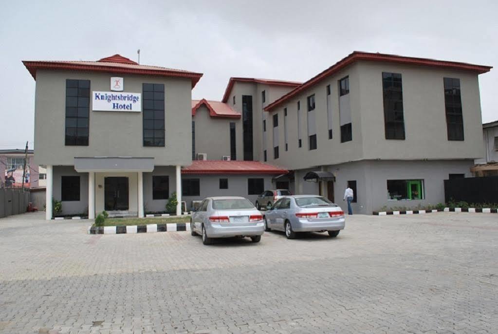 Knightsbridge Hotel Ikeja Esterno foto